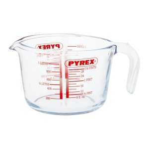 Pyrex glass measuring jug