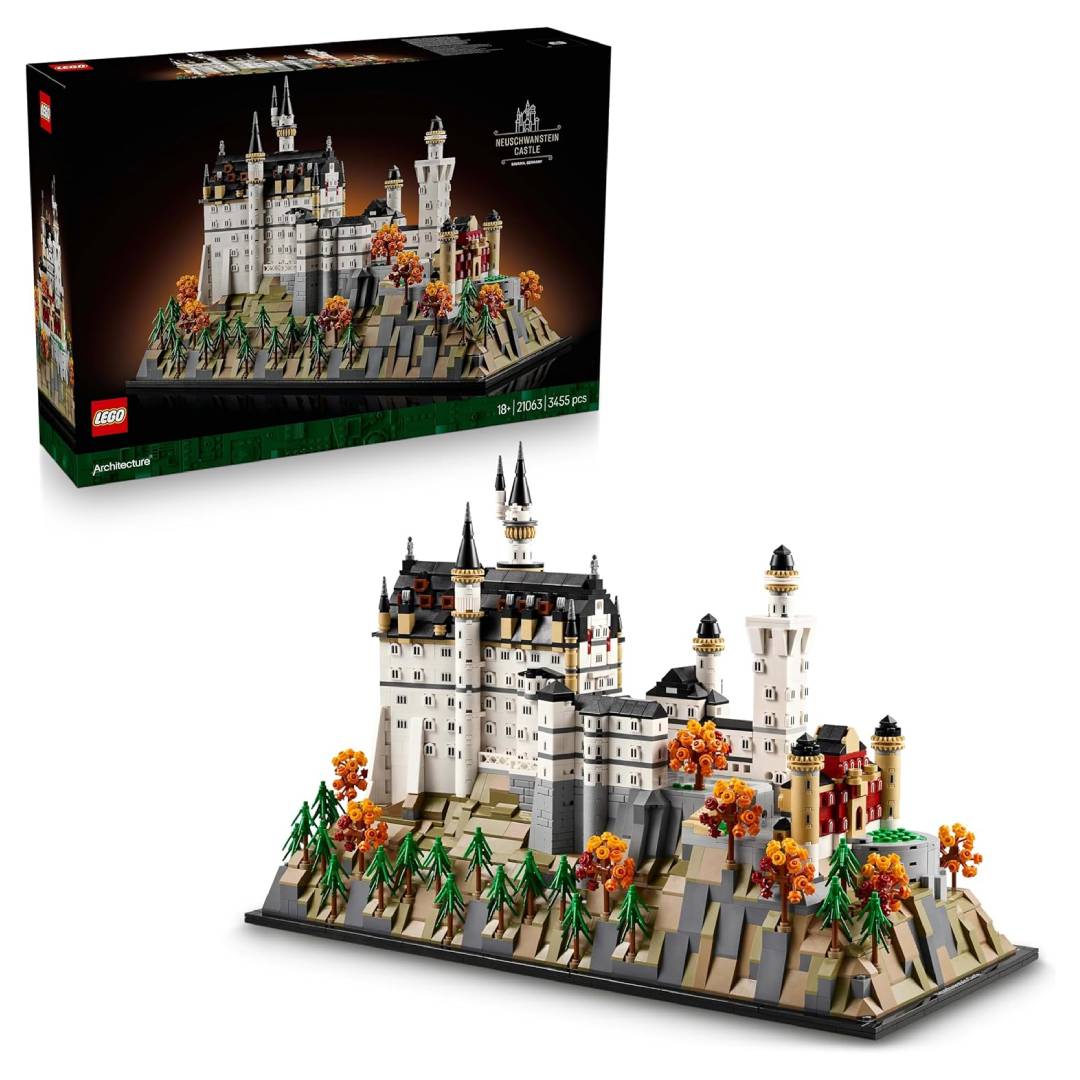 LEGO Architecture Neuschwanstein Castle